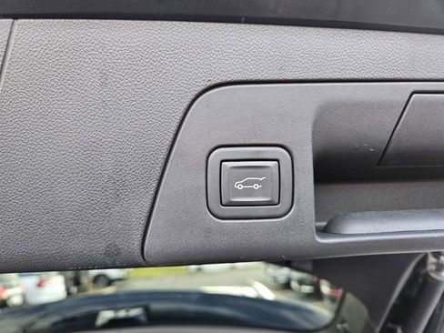 Certified 2023 Buick Envision Avenir image 19