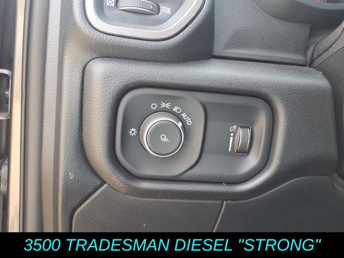 Used 2024 RAM 3500 Tradesman w/ Chrome Appearance Group AWD/4WD image 20