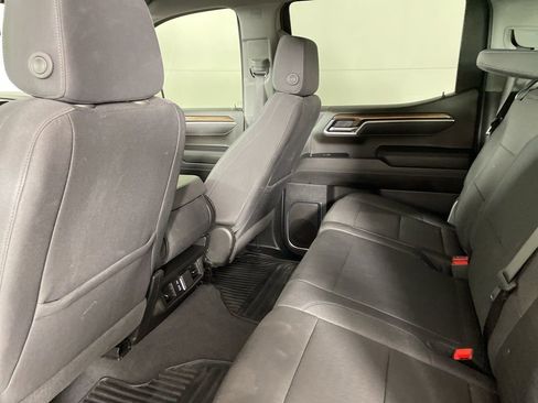 Used 2025 Chevrolet Silverado 1500 RST image 39