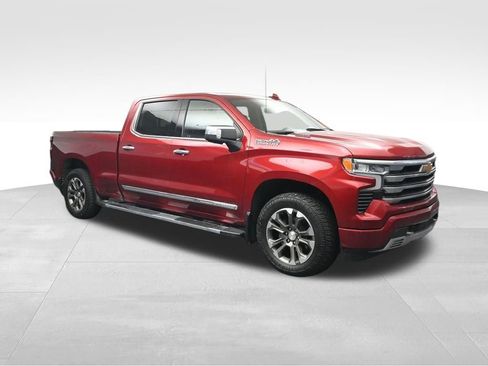 Used 2024 Chevrolet Silverado 1500 High Country w/ Z71 Off-Road Package AWD/4WD image 7