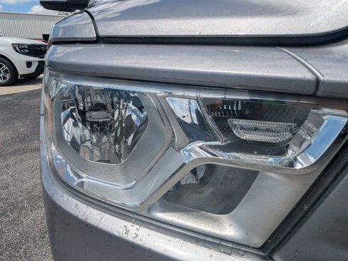 Used 2019 RAM 1500 Big Horn RWD image 11