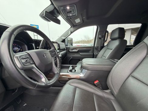 Used 2025 Chevrolet Silverado 2500 LT w/ Trail Boss Package image 11