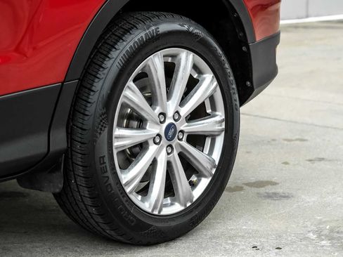 Used 2017 Ford Escape Titanium image 56