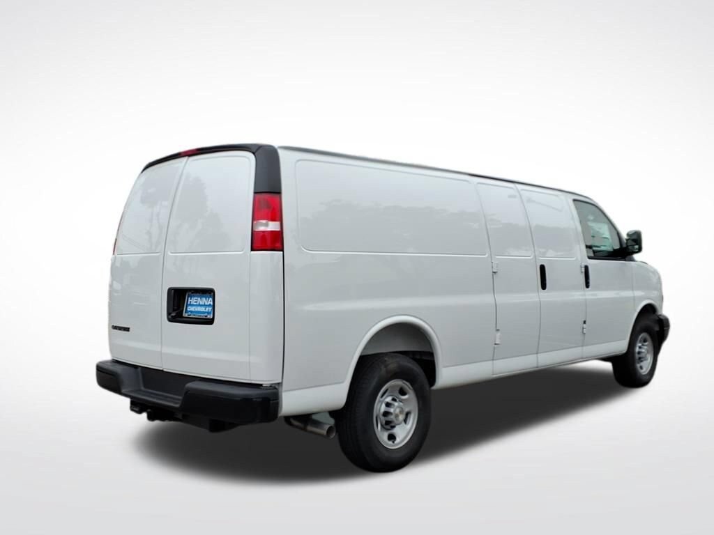 New 2026 Chevrolet Express 3500 Extended w/ Driver Convenience Package RWD image 3