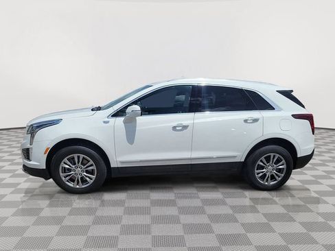 Used 2022 Cadillac XT5 Premium Luxury FWD image 2