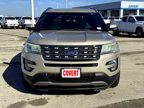 Used 2017 Ford Explorer Limited w/ Equipment Group 301A image 3
