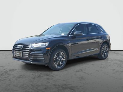 Used 2020 Audi Q5 e Premium w/ Convenience Package