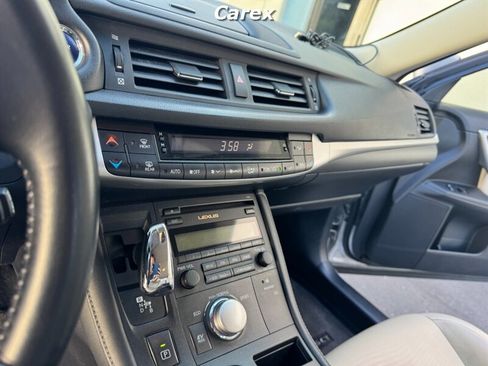 Used 2012 Lexus CT 200h image 23