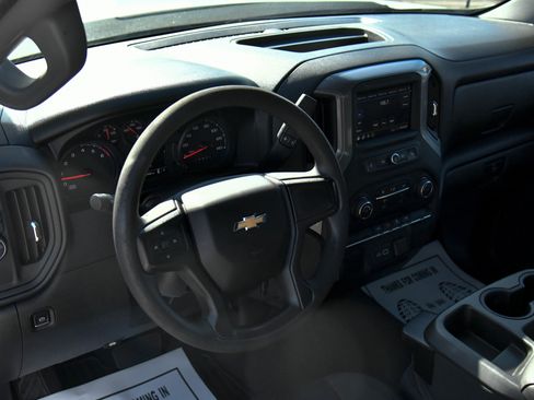 Used 2021 Chevrolet Silverado 1500 Custom RWD image 14