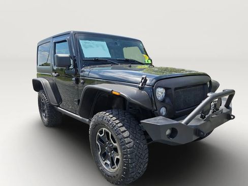 Used 2017 Jeep Wrangler Rubicon w/ Power Convenience Group AWD/4WD image 8