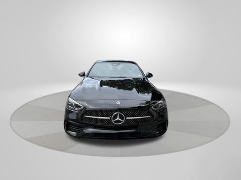 Used 2025 Mercedes-Benz C 300 4MATIC Sedan image 2