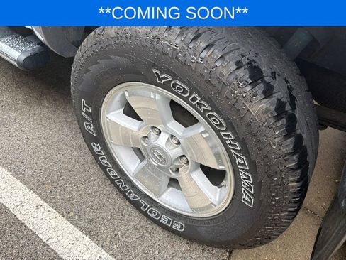 Used 2015 Toyota Tacoma 4x4 Double Cab w/ TRD Sport Package image 7