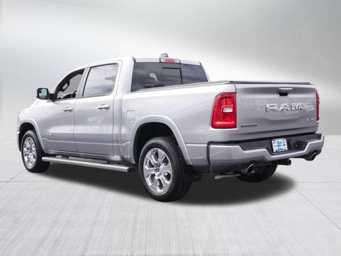 Used 2025 RAM 1500 Big Horn AWD/4WD image 5
