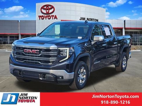 Used 2026 GMC Sierra 1500 SLT AWD/4WD image 3