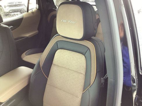 New 2026 Chevrolet Equinox ACTIV w/ Safety and Technology Package FWD image 10