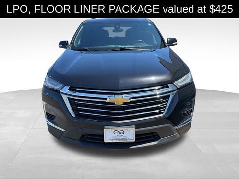 Used 2023 Chevrolet Traverse LT w/ LPO, Floor Liner Package AWD/4WD image 2