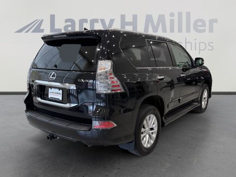 Used 2018 Lexus GX 460 Premium w/ Premium Package AWD/4WD image 5