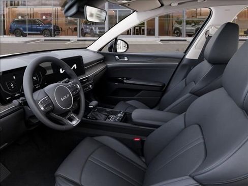 Used 2025 Kia K5 EX image 17