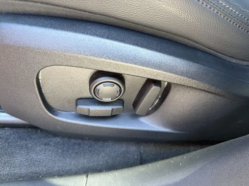 Used 2023 Jaguar F-PACE S image 17