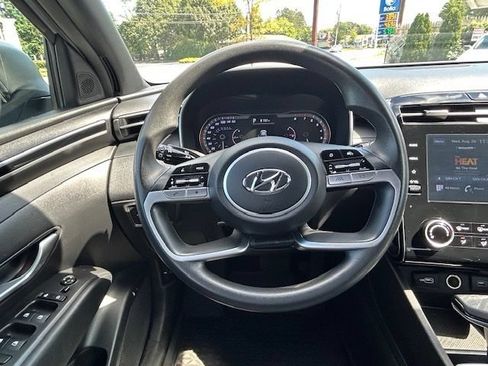 Used 2022 Hyundai Santa Cruz SEL AWD/4WD image 16