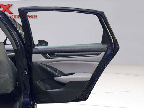 Used 2020 Honda Accord EX image 44