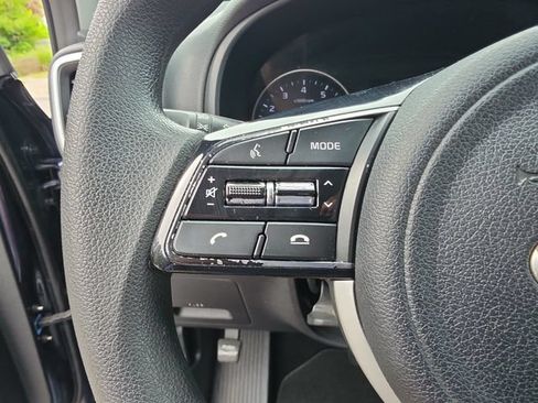 Used 2022 Kia Sportage LX FWD image 18