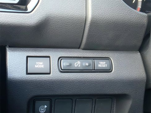 New 2026 Nissan Frontier PRO-4X image 25