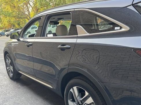 Used 2024 Kia Sorento EX AWD/4WD image 20