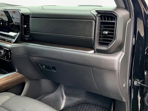 Used 2025 Chevrolet Silverado 1500 LT Trail Boss w/ Protection Package image 17