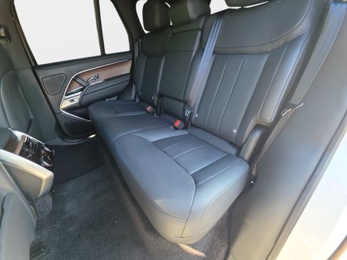 Used 2023 Land Rover Range Rover SE AWD/4WD image 15