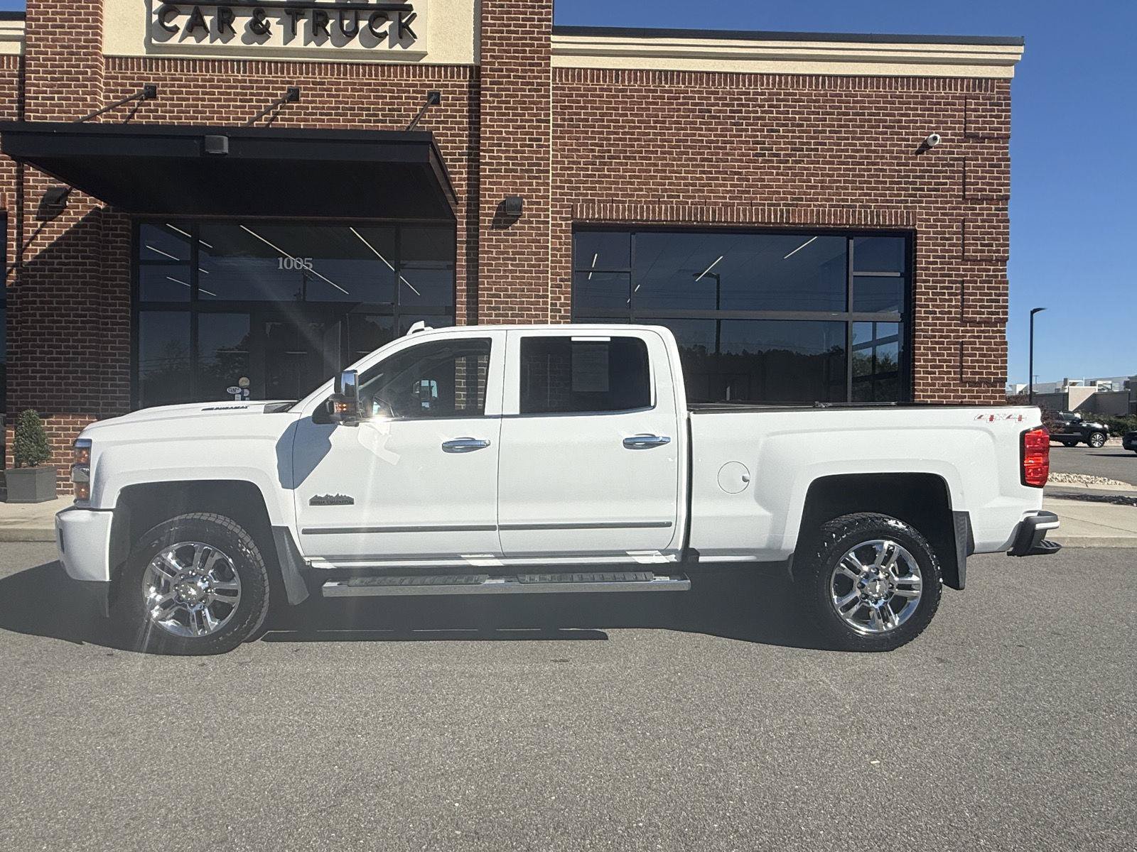 Used 2017 Chevrolet Silverado 2500 High Country w/ Duramax Plus Package AWD/4WD image 3