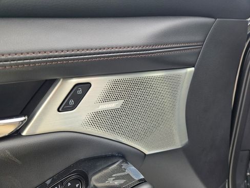 New 2026 MAZDA MAZDA3 Hatchback w/Premium Plus Pkg image 22