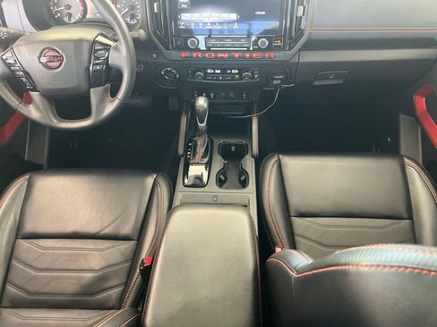 Used 2025 Nissan Frontier PRO-4X w/ Pro Premium Package AWD/4WD image 17