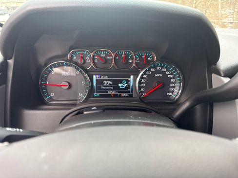 Used 2019 Chevrolet Tahoe LT w/ Luxury Package image 14