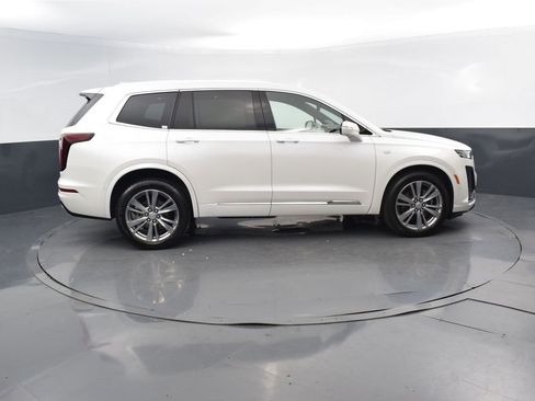 Used 2023 Cadillac XT6 Premium Luxury w/ Technology Package image 7