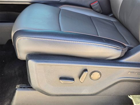 Used 2025 Ford F150 Lariat w/ FX4 Off-Road Package image 19