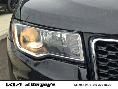 Used 2020 Jeep Grand Cherokee Limited AWD/4WD image 11