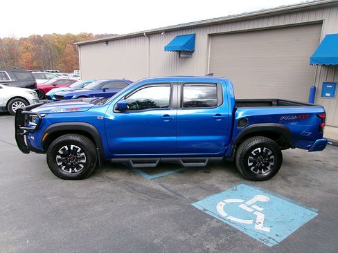 Used 2024 Nissan Frontier PRO-4X w/ Off-Road Protection Package image 1