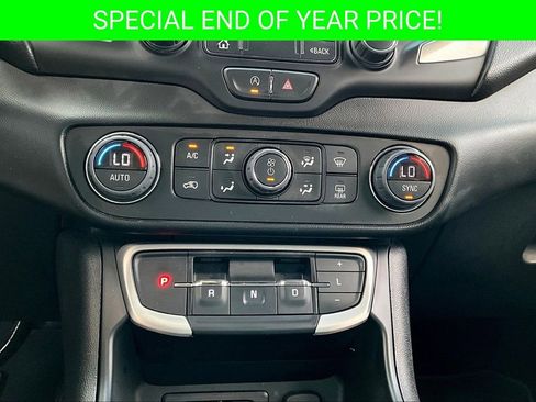 Used 2023 GMC Terrain SLT w/ LPO, Floor Liner Package image 15