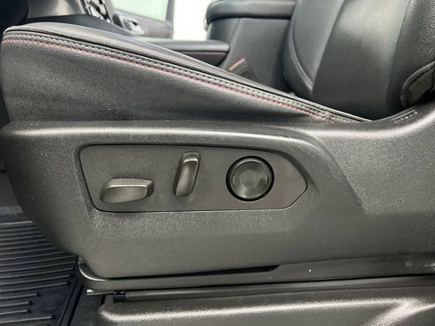 Used 2024 Chevrolet Suburban RST image 10