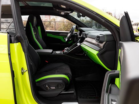 Used 2023 Lamborghini Urus S image 27