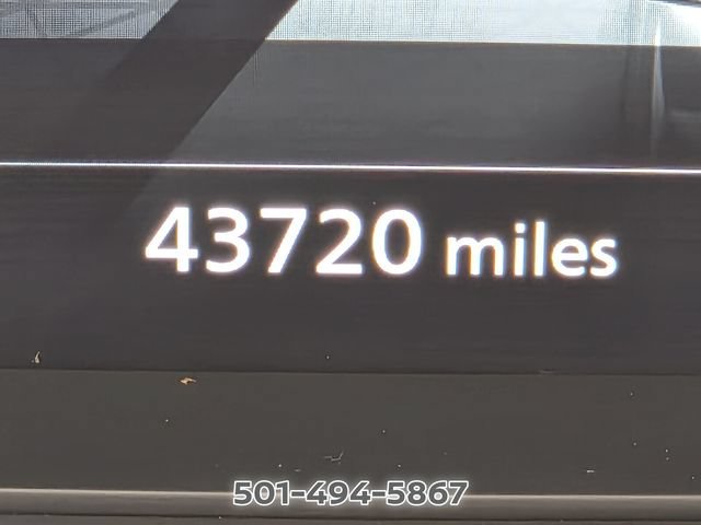 Used 2024 Nissan Pathfinder Platinum w/ Lighting Package (N92) FWD image 25