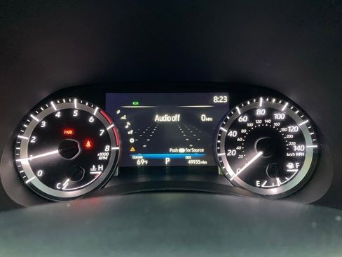 Used 2023 Toyota Highlander XSE image 18