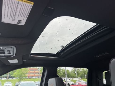 Used 2024 Chevrolet Silverado 1500 High Country w/ High Country Premium Package AWD/4WD image 20