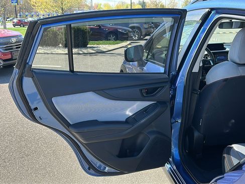 Used 2019 Subaru Crosstrek 2.0i Premium AWD/4WD image 21