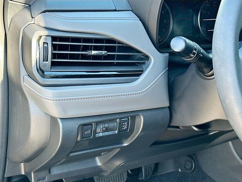 Used 2025 Subaru Forester Sport image 10