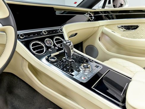 Used 2020 Bentley Continental GT AWD/4WD image 13