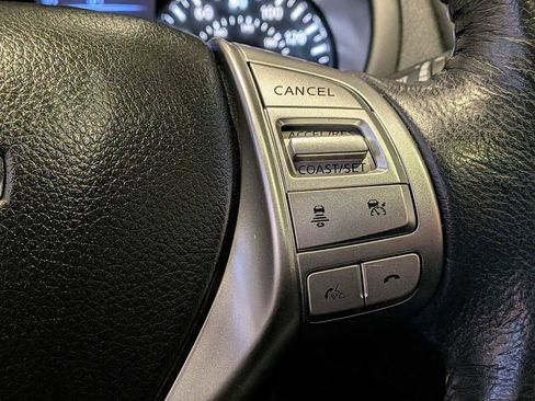 Used 2016 Nissan Altima 2.5 SL w/ 2.5 Technology Package image 24