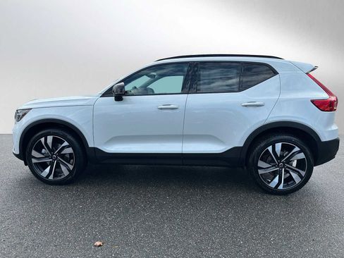 New 2026 Volvo XC40 B5 Ultra w/ Climate Package image 6