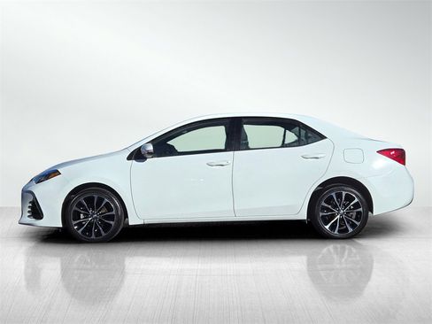 Used 2019 Toyota Corolla SE image 7